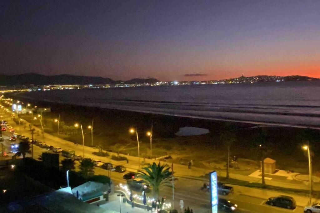 Sobre Linea De Playa, Maravillosa Vista Al Mar 2b/2b-wifi-tv70'netf- Estacionamiento Propio * La Serena