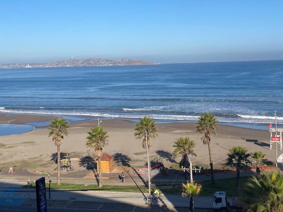Sobre Linea De Playa, Maravillosa Vista Al Mar 2b/2b-wifi-tv70'netf- Estacionamiento Propio La Serena